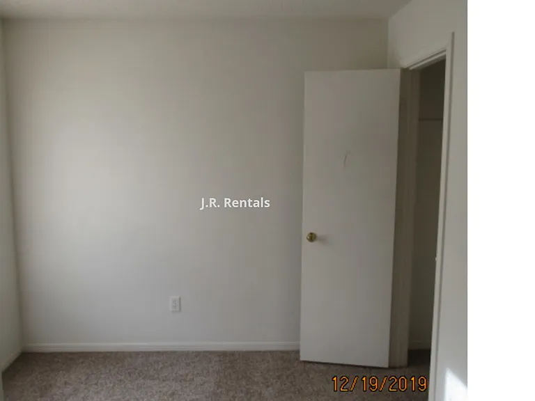 4607 Lloyd Dr — Photo 40
