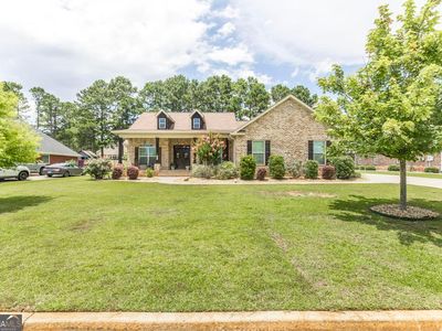 261 Hathersage Dr, Kathleen, GA, 31047