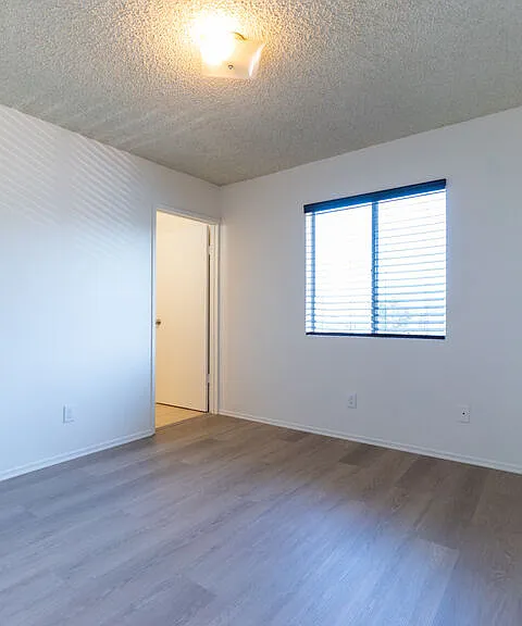 450 Coronado Ter #4 — Photo 9