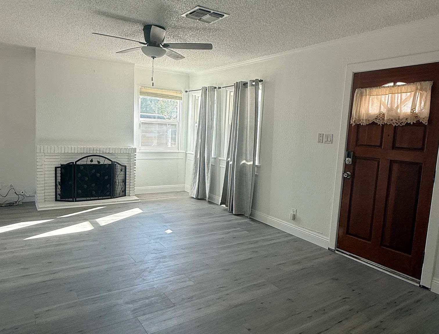 616 South Verde Vista Street - 1 — Photo 2