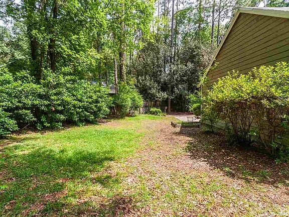 3rd image of 8018 SW 47th Ct