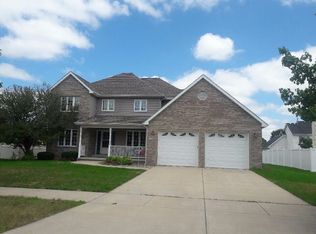 1240 Springbrook Ct S, Crown Pt, IN 46307