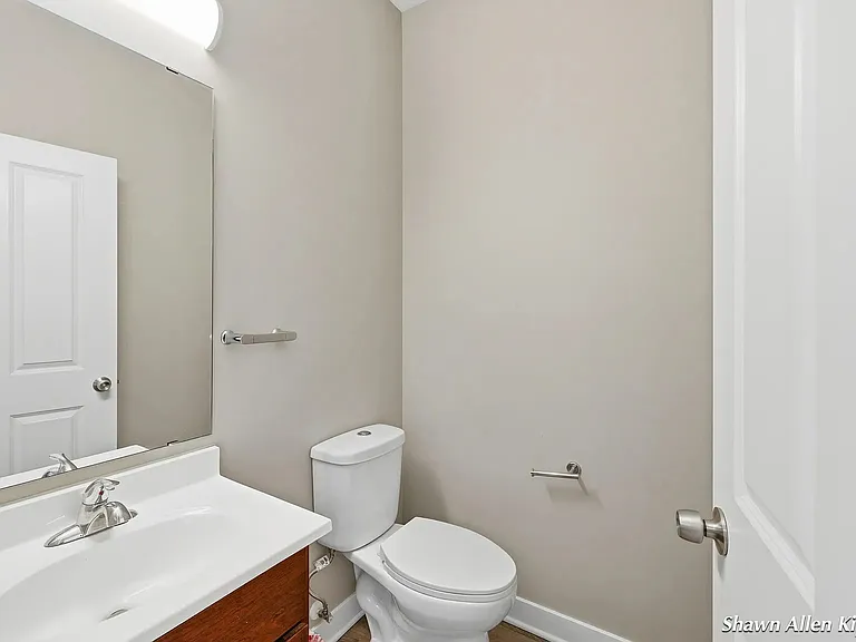 164 Wexford St SE — Photo 3