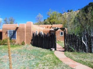 13 White Boulder Ln, Santa Fe, NM 87506