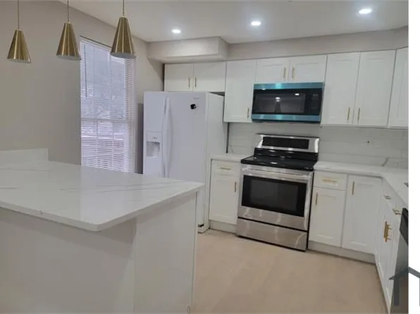 4222 Red Haven Rd, Baltimore, MD 21208