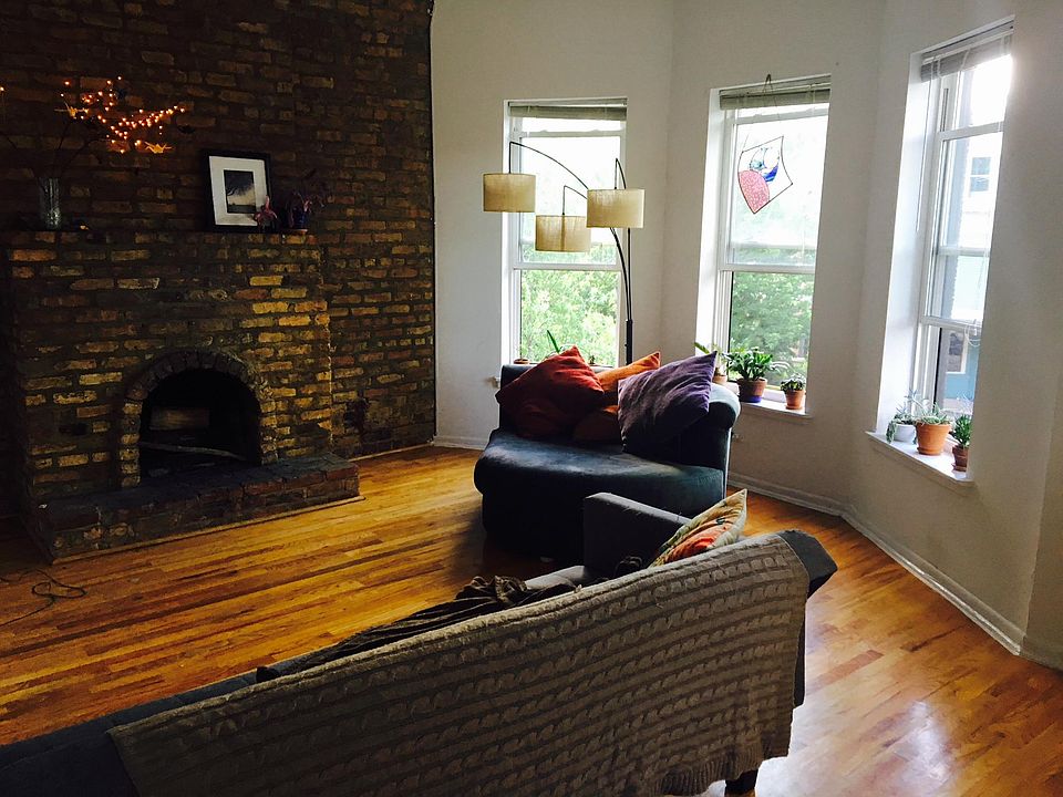 1st image of 831-833 W Windsor Ave APT 2