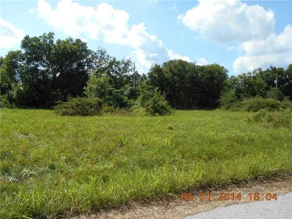 314 Orchard Dr, Gentry, AR 72734