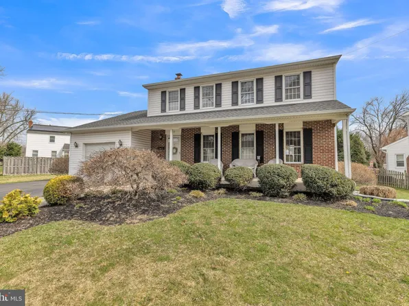312 Mimosa Dr, Cherry Hill, NJ 08003