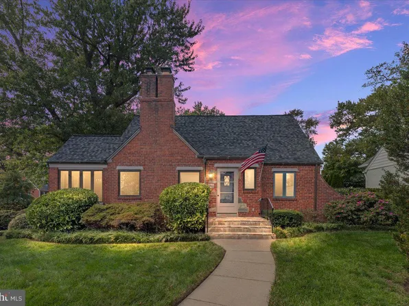 1502 N Utah St, Arlington, VA 22207