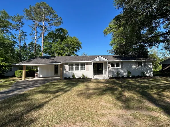 2007 Azalea Dr, Valdosta, GA 31602