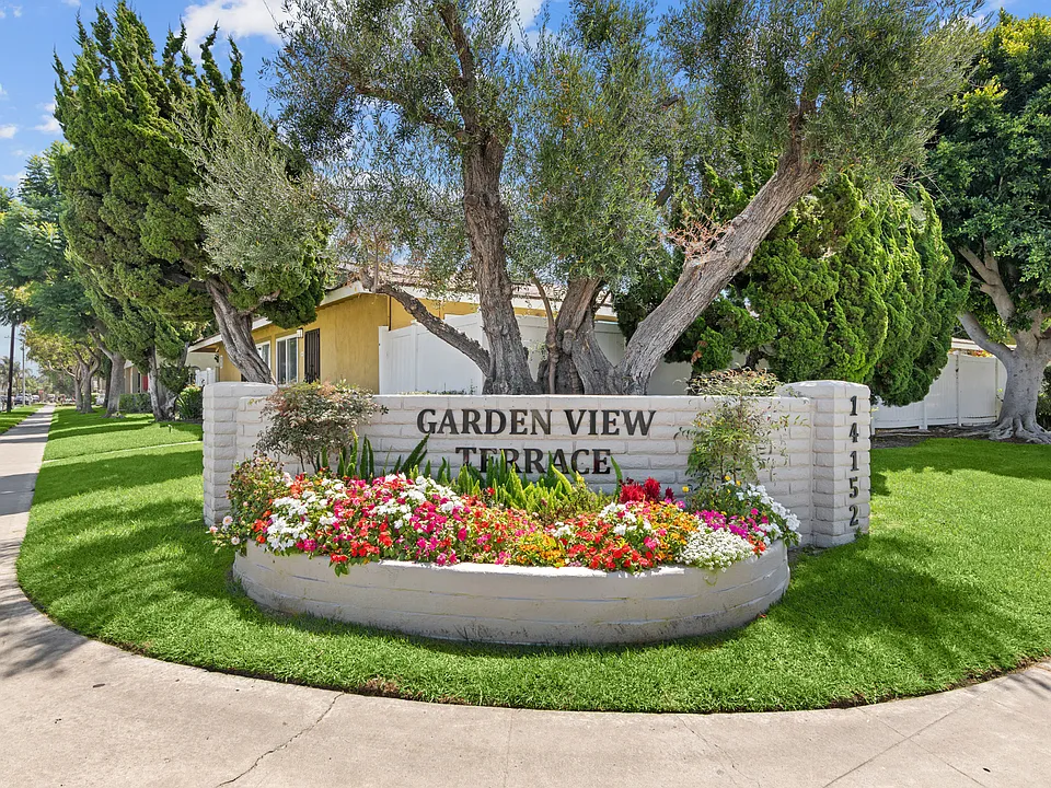 Garden View Terrace