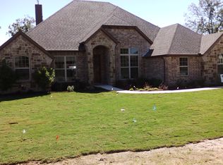 5709 Medinah Dr, Granbury, TX 76049