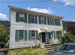 725 Washington Ave, Wellsville, OH