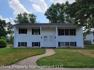 114 W Cascade Ave, River Falls, WI 54022
