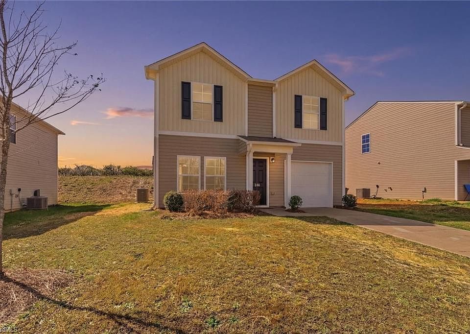 1st image of 109 Lemon Ln