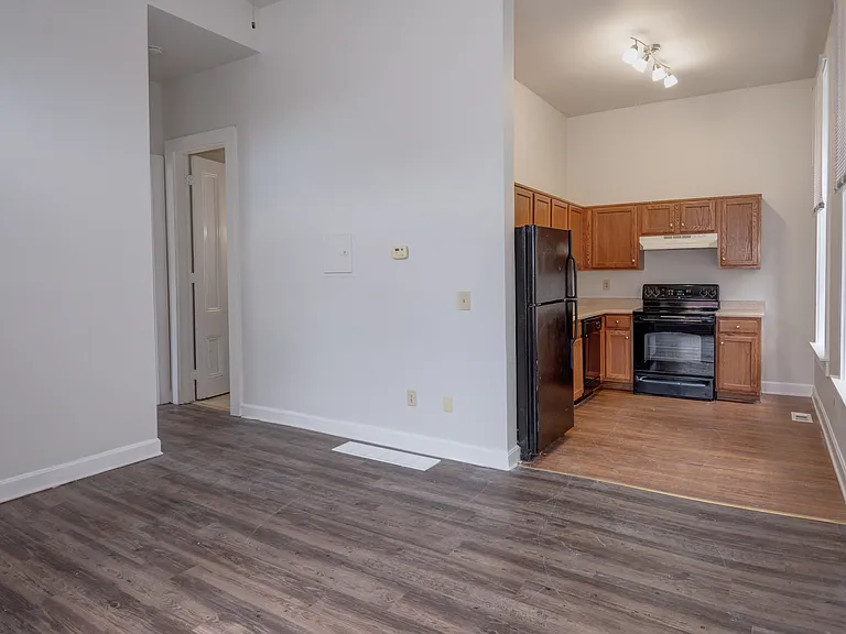 922 S 6th St #3 — Photo 15
