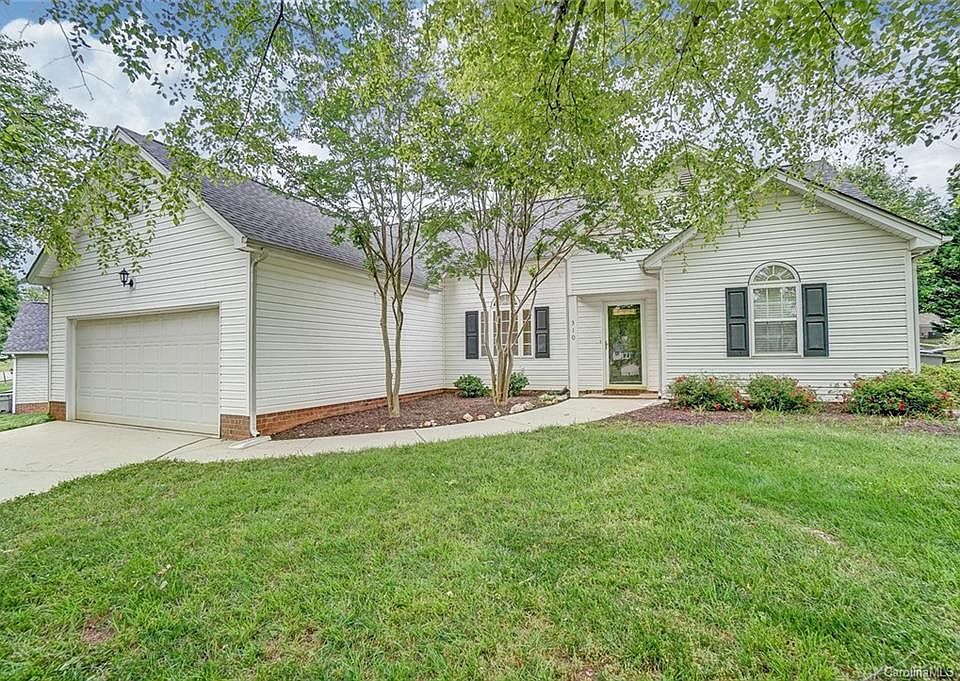 1st image of 310 Linsbury Ct