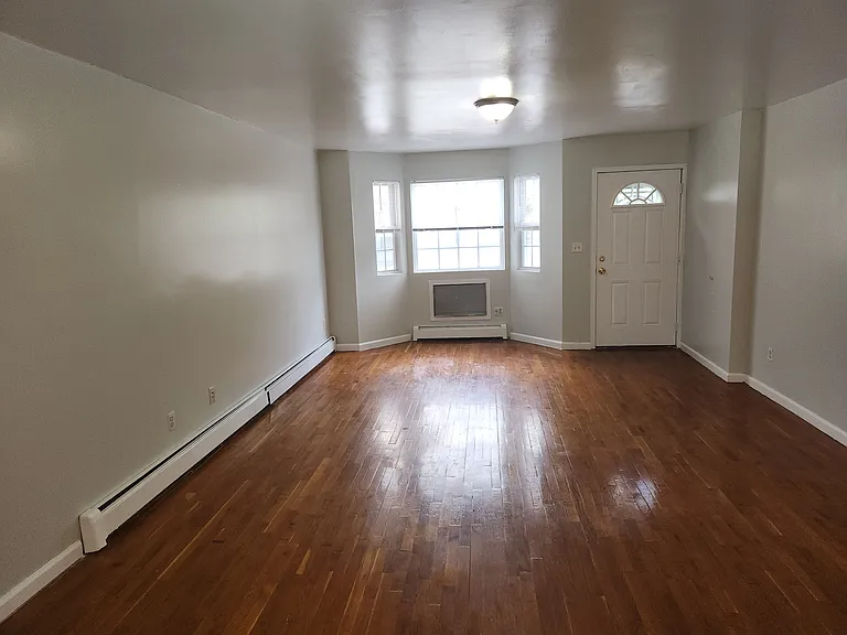 12 E 29th St #2 — Photo 1