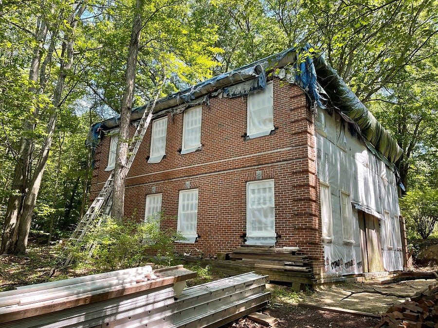 2nd image of 239 Still River Rd