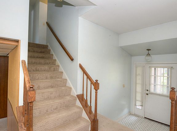 2nd image of 239 Ewell Ct