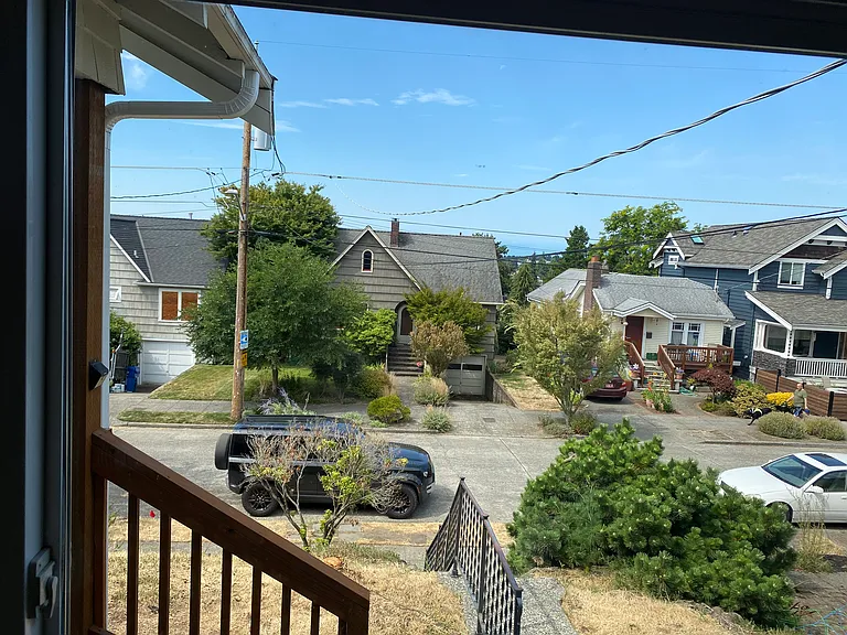 6538 Sycamore Ave NW — Photo 10