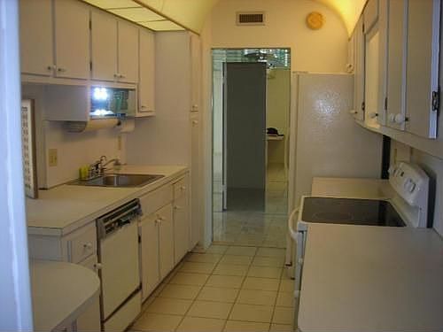 4th image of 3800 Hillcrest Dr APT 1116