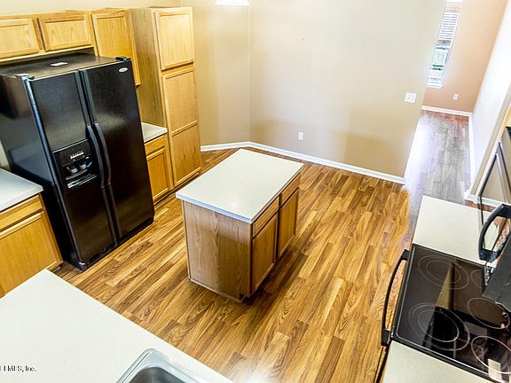 5th image of 3357 Shelley Dr