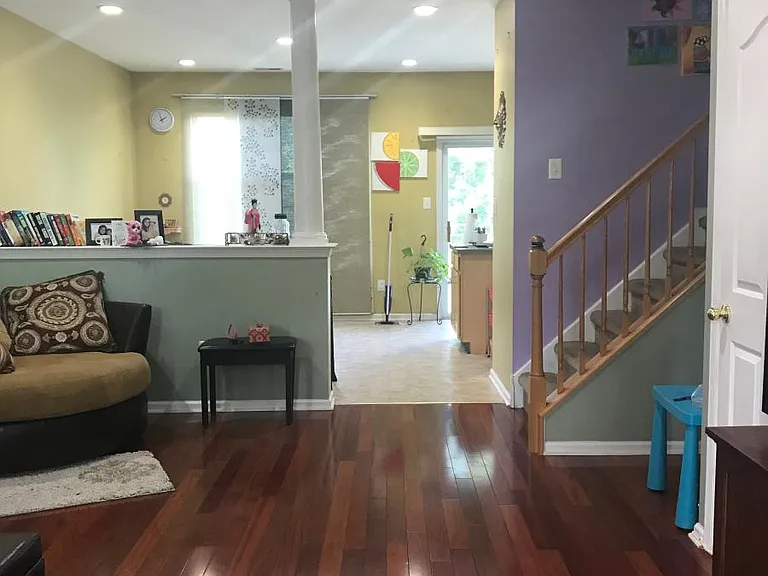 1403 Yarrow Cir — Photo 3