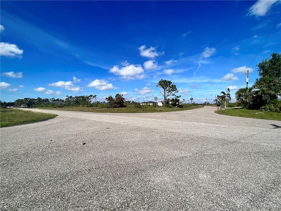 1st image of 37 Mast Dr