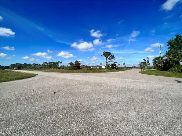 37 Mast Dr, Placida, FL 33946