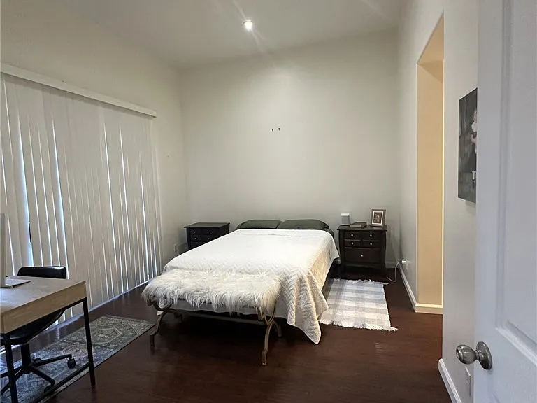 13361 Savanna — Photo 35
