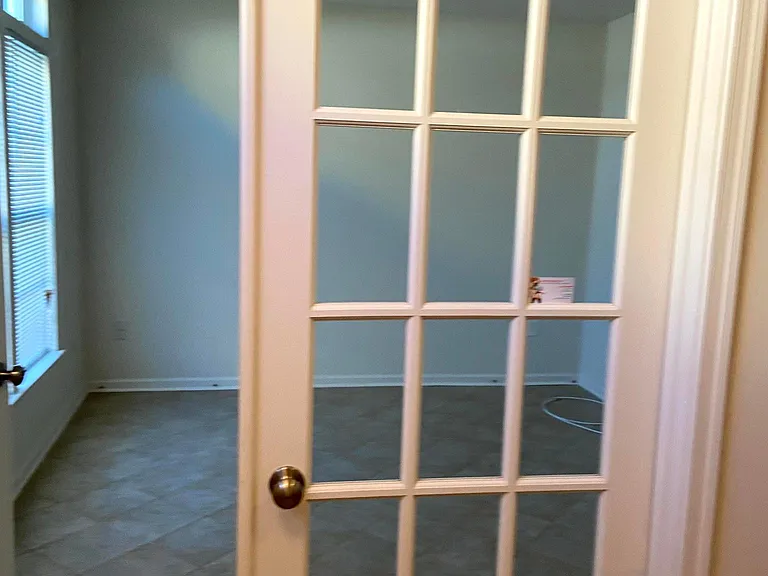 1768 Winsford Ct — Photo 38