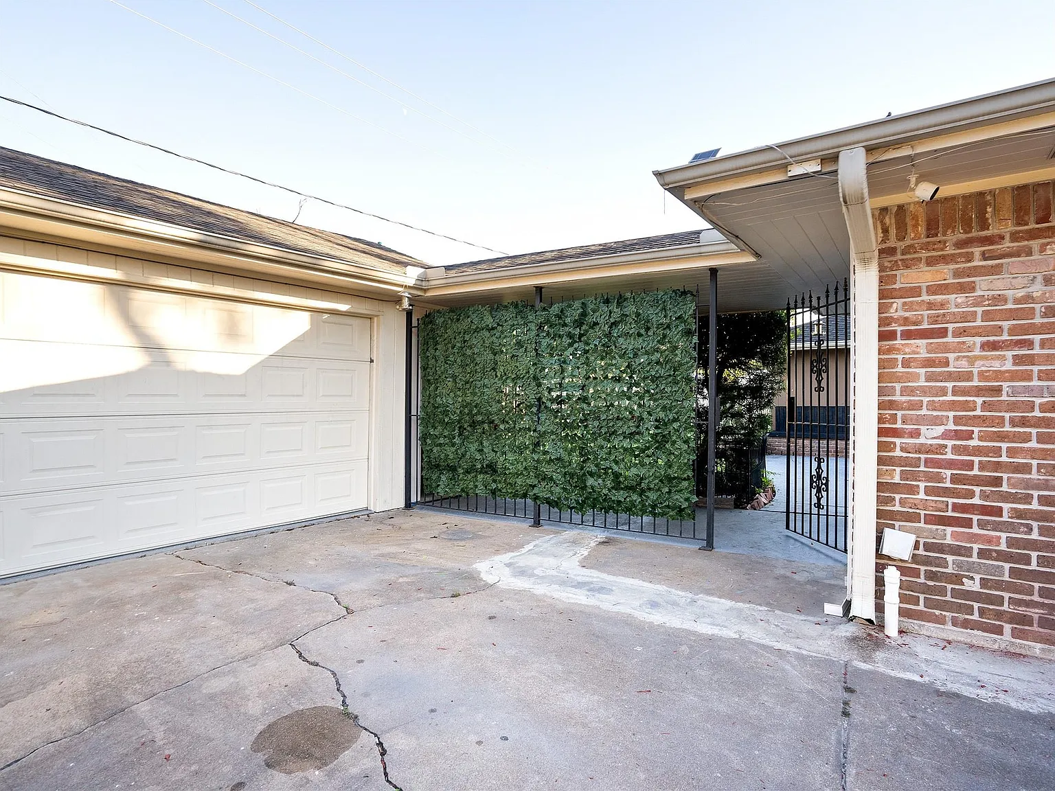 3 bed, 1902 sqft, $4,500 — Photo 3