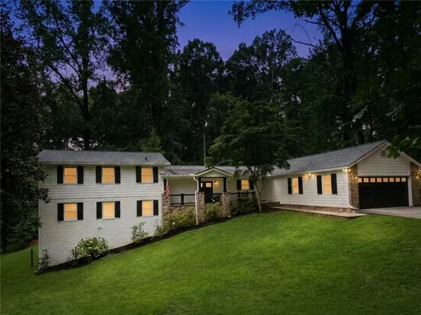 4113 Ashwoody Trl NE, Atlanta, GA 30319