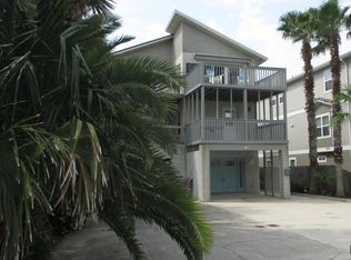 134 11th Ave S, Jacksonville Beach, FL 32250