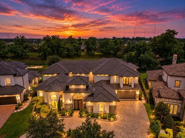59 Enclave Manor Dr, Sugar Land, TX 77479