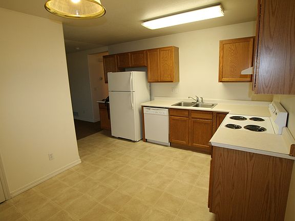 5th image of 809 Mantle Dr #A-d