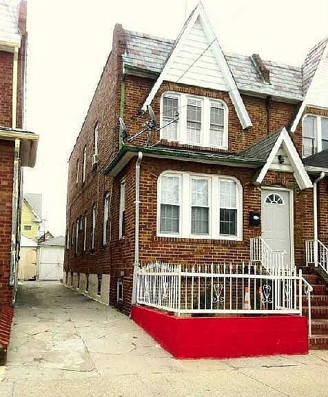 1st image of 10147 114th St
