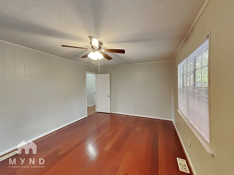 1172 Westridge Cir — Photo 9