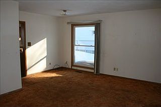 3rd image of 1005 Pine Ave