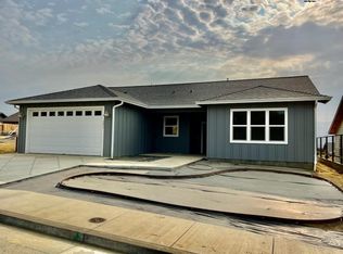 161 Ridge View Ct, Fortuna, CA 95540