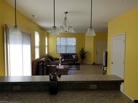 4th image of 1605 Brimington Ln