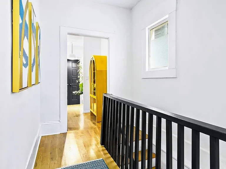 66 Howell St NE #1 — Photo 10
