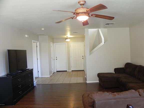 4th image of 697 W Cholla Crest Dr