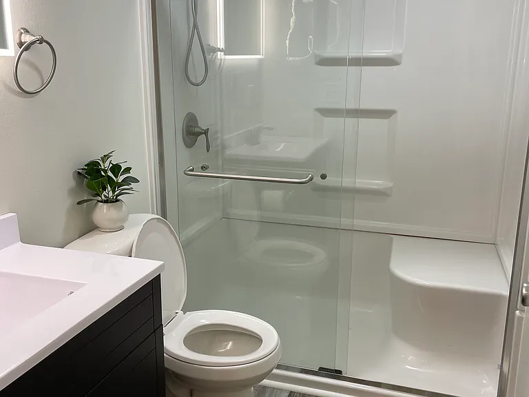 1128 Sunset Ln #5 — Photo 7