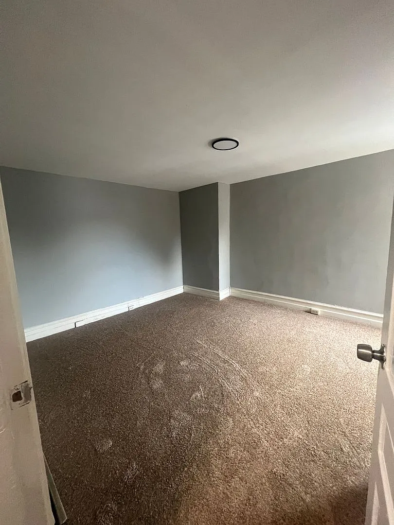 342 N 9th St — Photo 3
