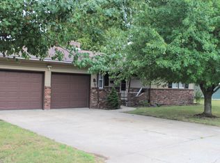 206 N Labette St, Frontenac, KS 66763