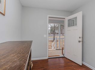 202 Snow Ln, Lexington, SC 29073