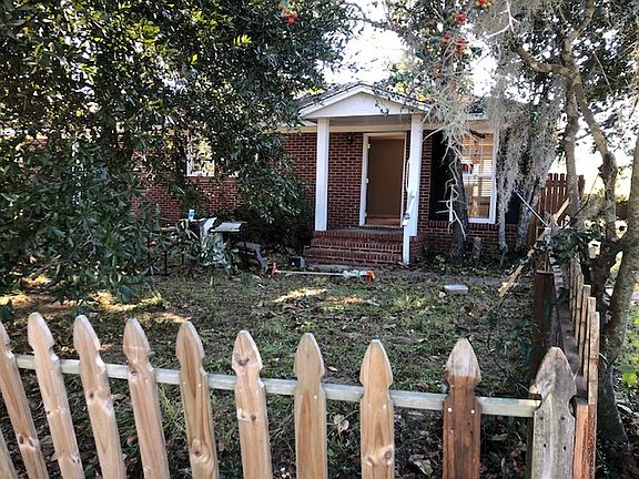 Front yard all new windows