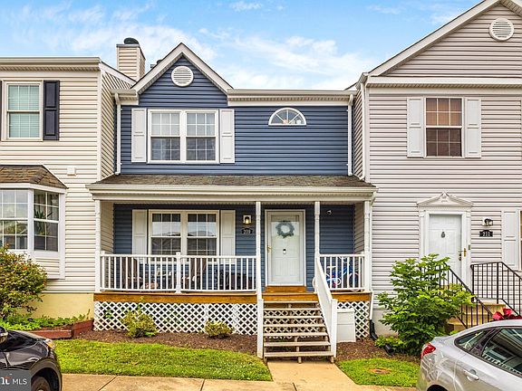2nd image of 209 Westminster Ln #118